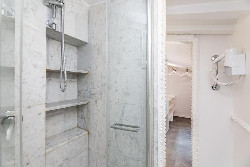 Apartment Condotti Rom